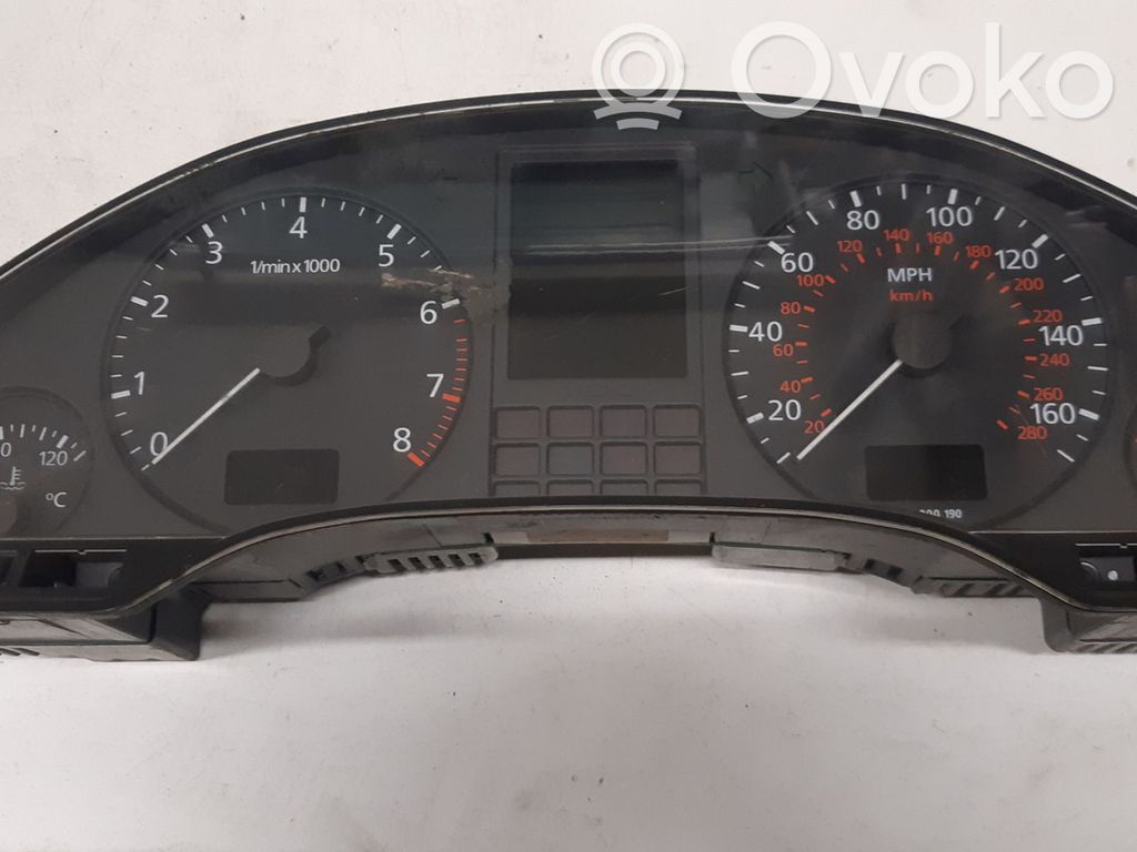 Audi A8 S8 D2 4D Nopeusmittari (mittaristo) 