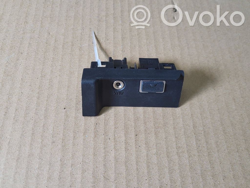 Volvo XC60 USB jungtis 