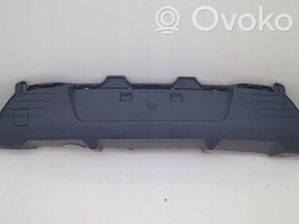 Renault Clio IV Moldura inferior del parachoques trasero 