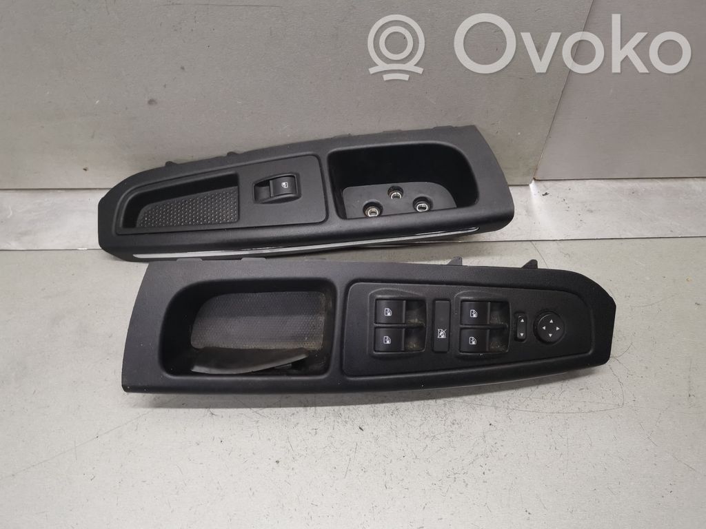 Fiat Bravo Включатель электрических окон 