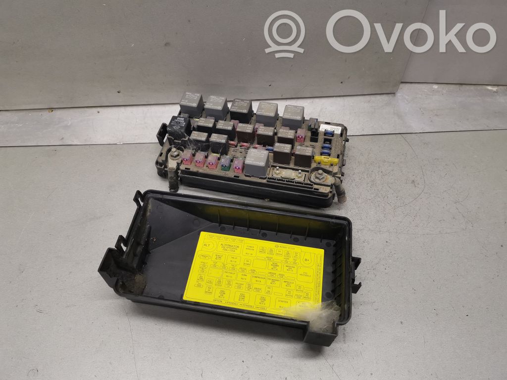 Módulo de fusible   8239031122