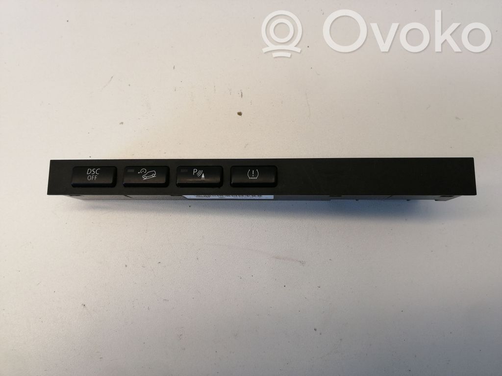 BMW X3 E83 Parking (PDC) sensor switch 