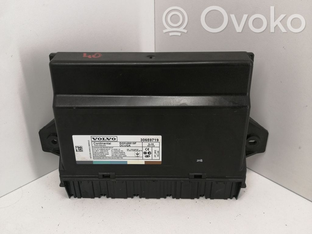 Volvo XC60 Keyless (KESSY) go control unit/module 