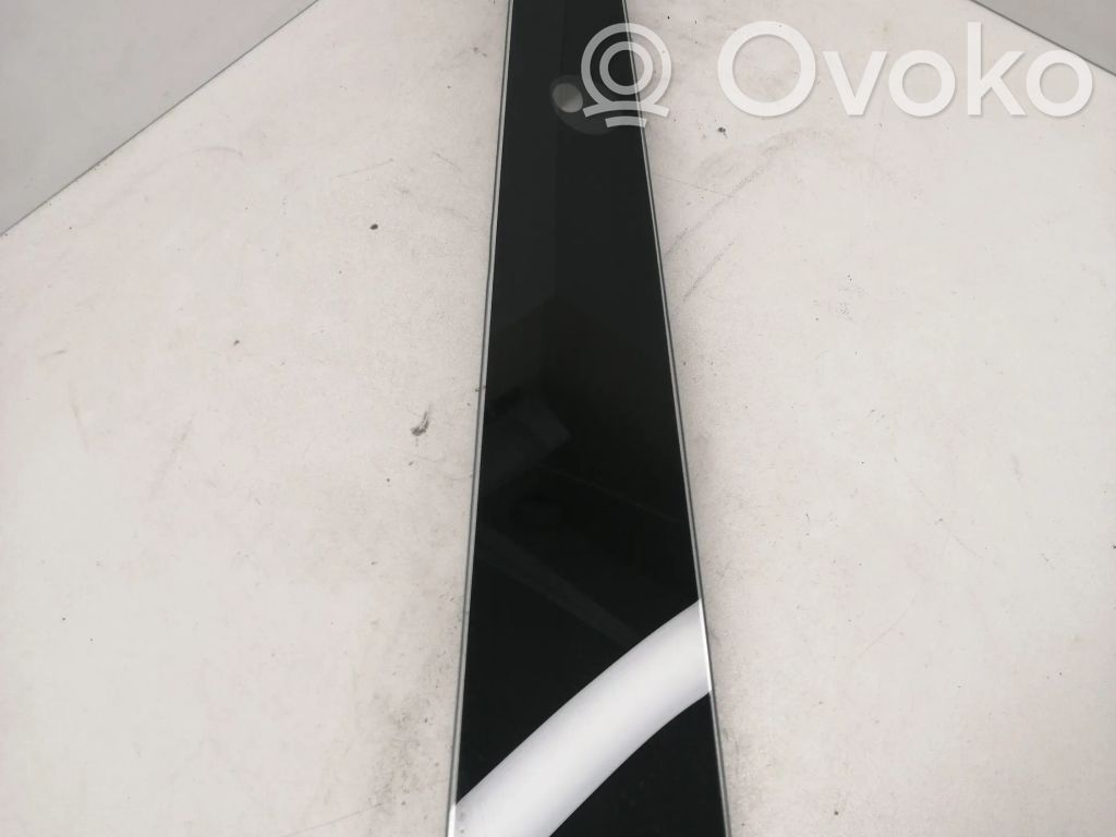 Tesla Model X Pilar (B) (superior) 