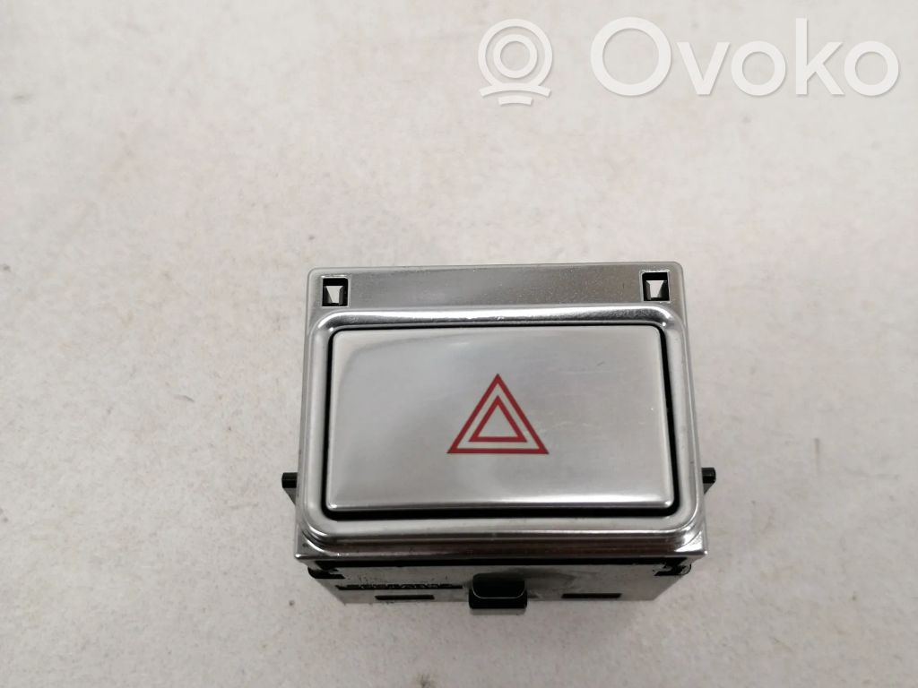 Jaguar I-Pace Hazard light switch 