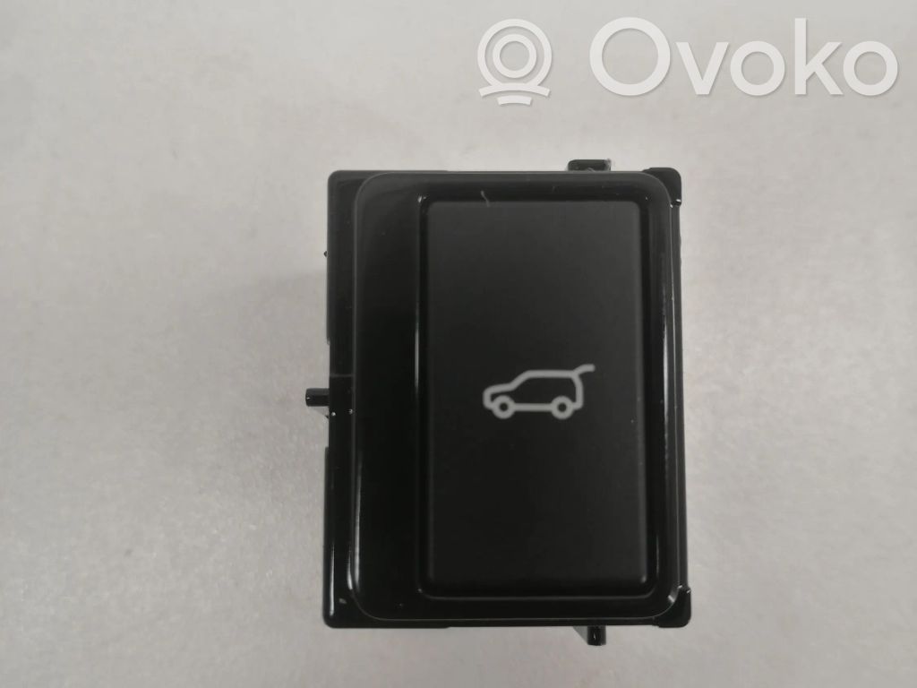 Jaguar I-Pace Tailgate opening switch 