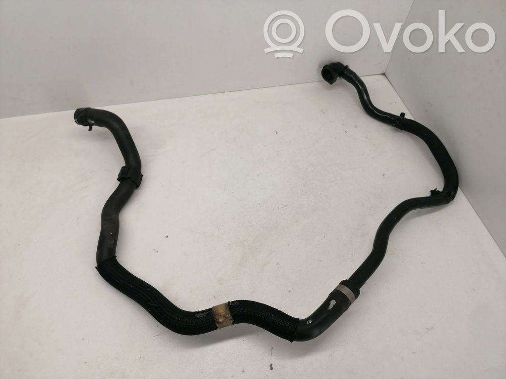Jaguar I-Pace Engine coolant pipe/hose 