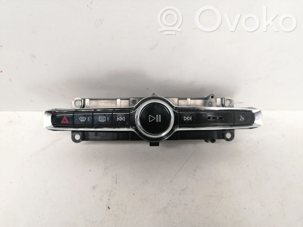 Volvo XC90 Head unit multimedia control 