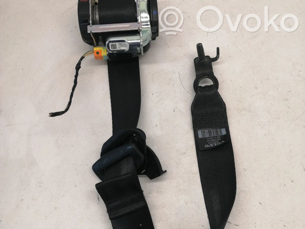Volvo XC90 Cinturón trasero 