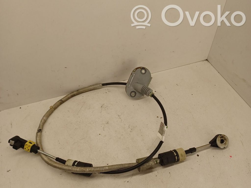 Volvo XC60 Gear shift cable linkage 