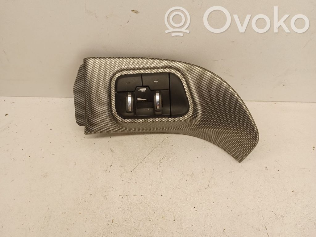 Other switches/knobs/shifts   P68105206AC,69105206AC