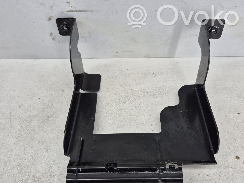 Volvo XC40 Battery bracket 