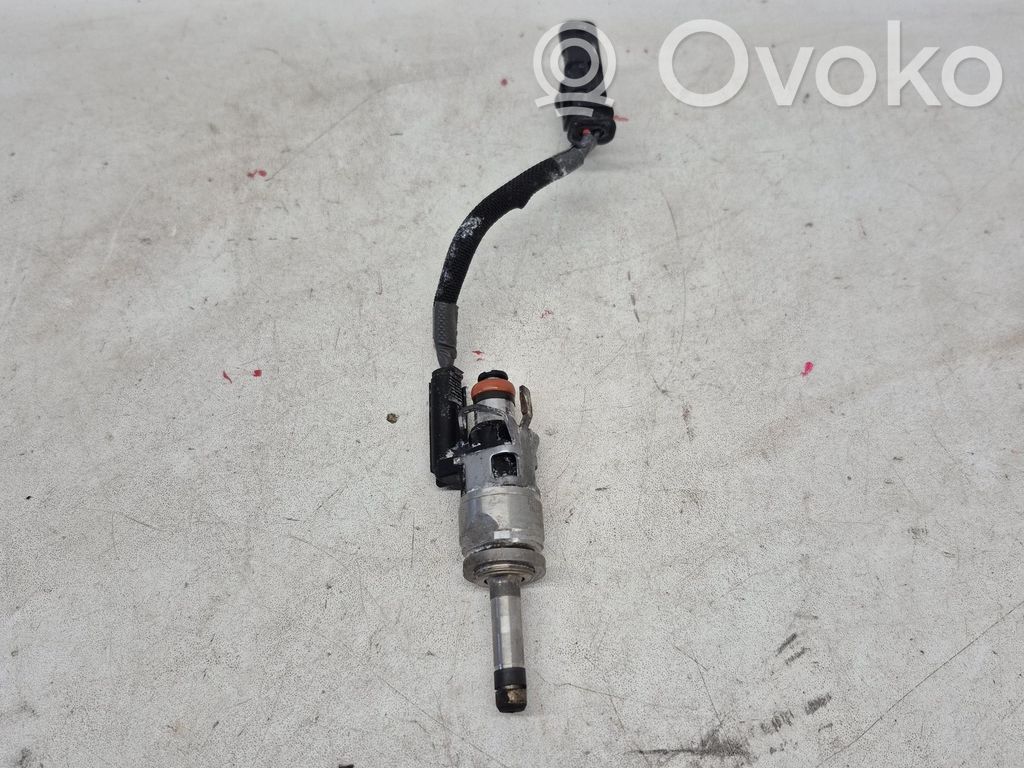 Volvo XC40 Inyector de combustible 