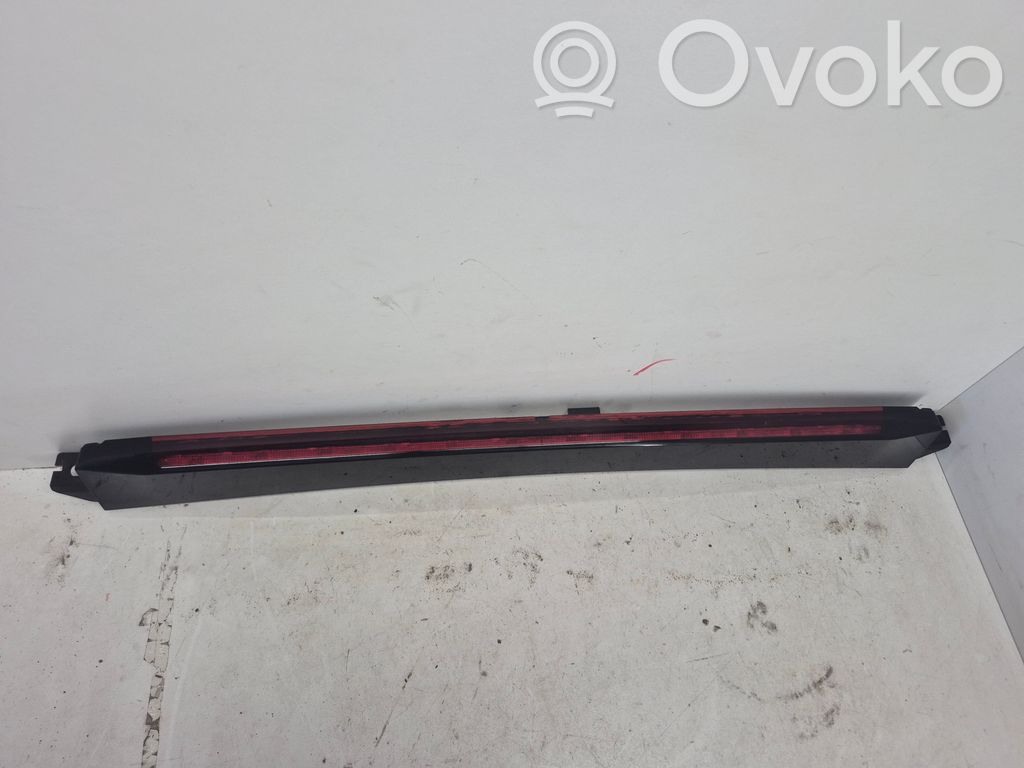 Volvo XC90 Third/center stoplight 