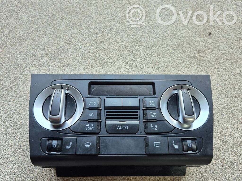 Audi A3 S3 8P Panel klimatyzacji 