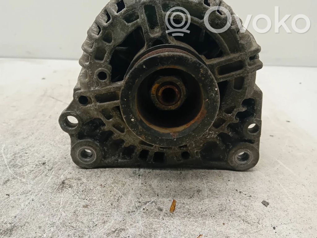 Volkswagen Touran I Alternator 