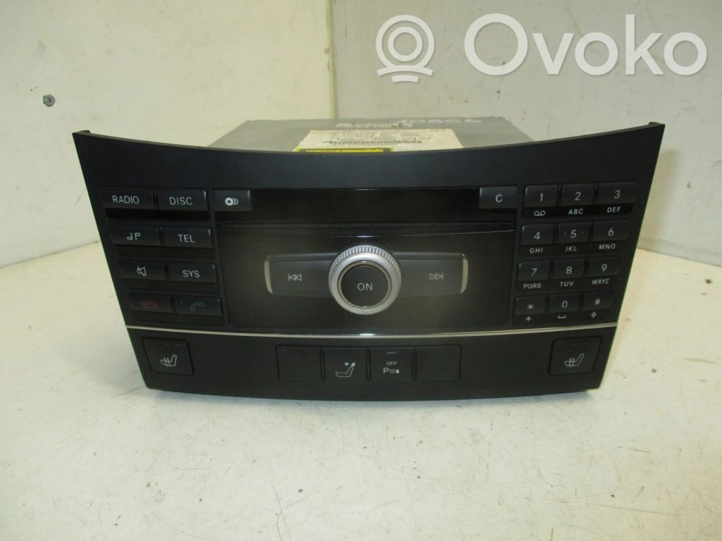 Mercedes-Benz E W212 Unitate principală radio/CD/DVD/GPS 