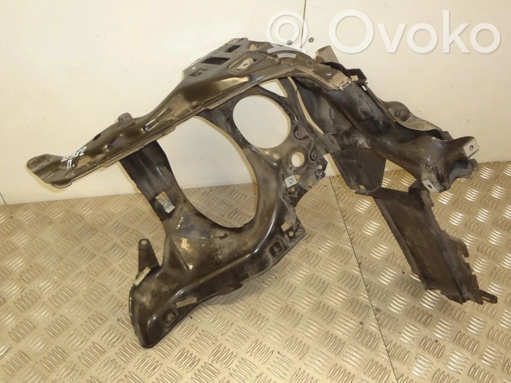 BMW 7 E65 E66 Headlight/headlamp mounting bracket 