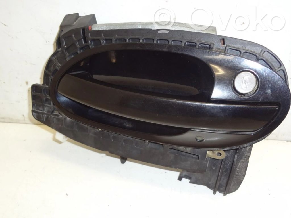 Manecilla externa puerta delantera   70137011,70137011