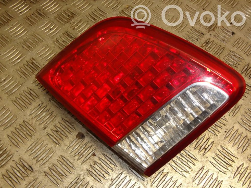 KIA Sorento Takaluukun takavalot 