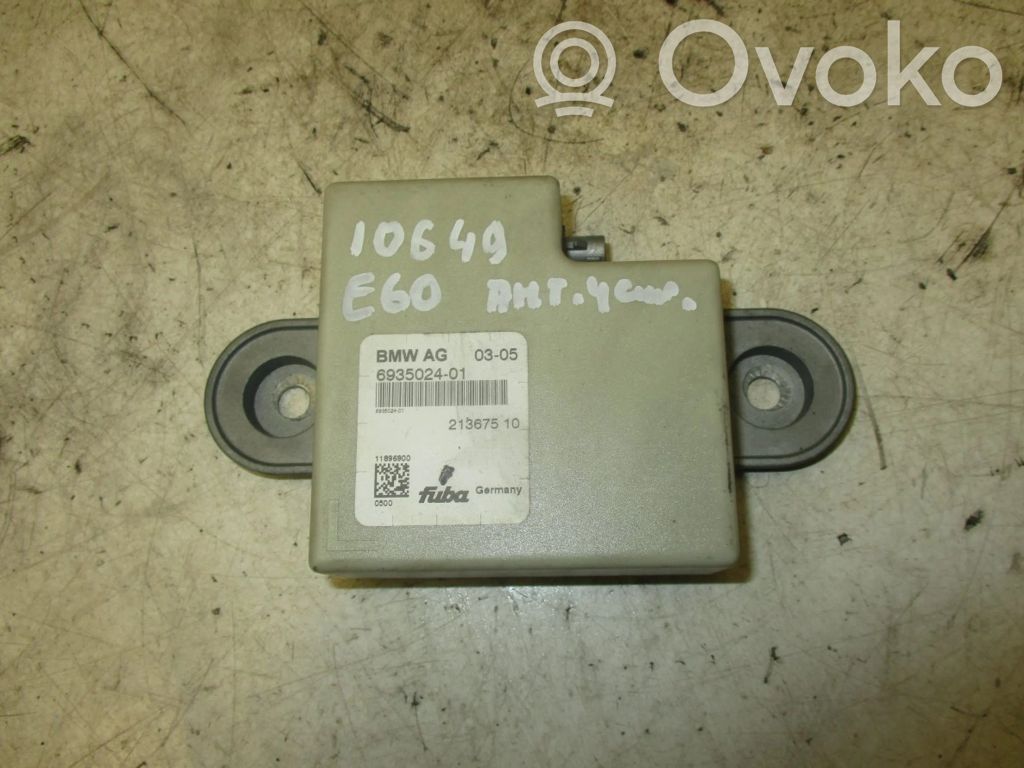 Antenas pastiprinātājs   693502401