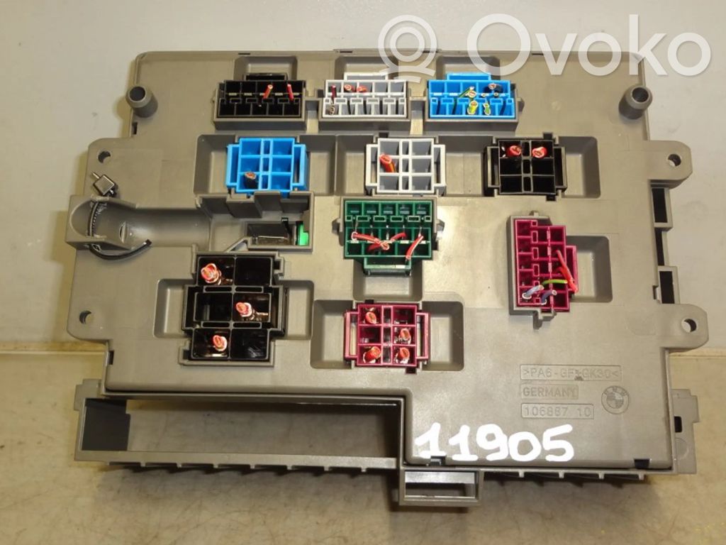 BMW 1 E81 E87 Fuse box set 