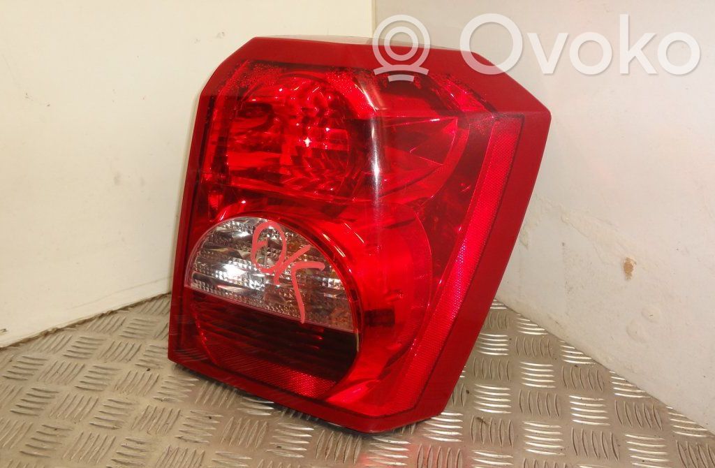 Dodge Caliber Galinis žibintas kėbule 