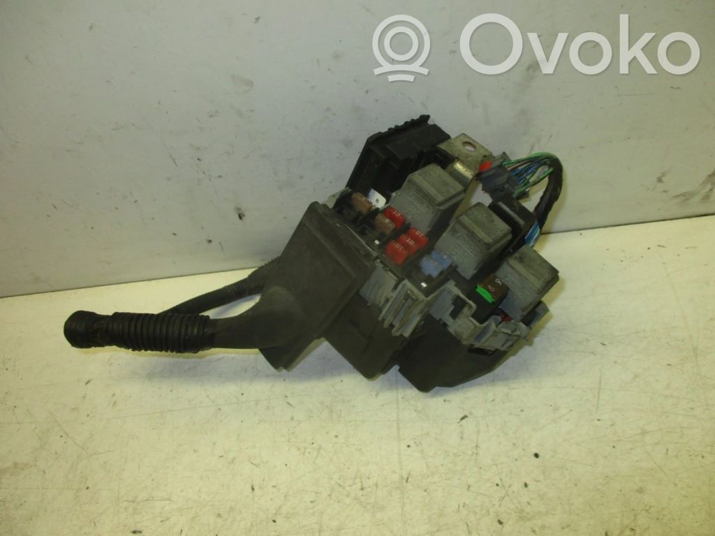 Ford Mondeo MK IV Juego de caja de fusibles 
