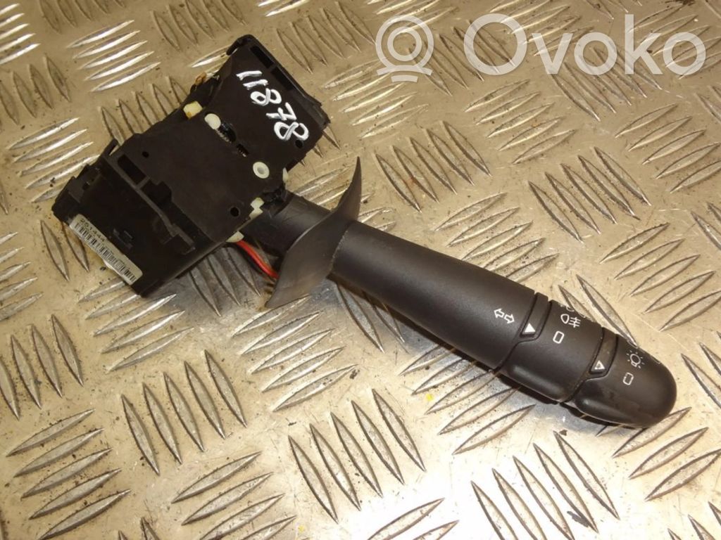 Renault Trafic II (X83) Wiper switch 