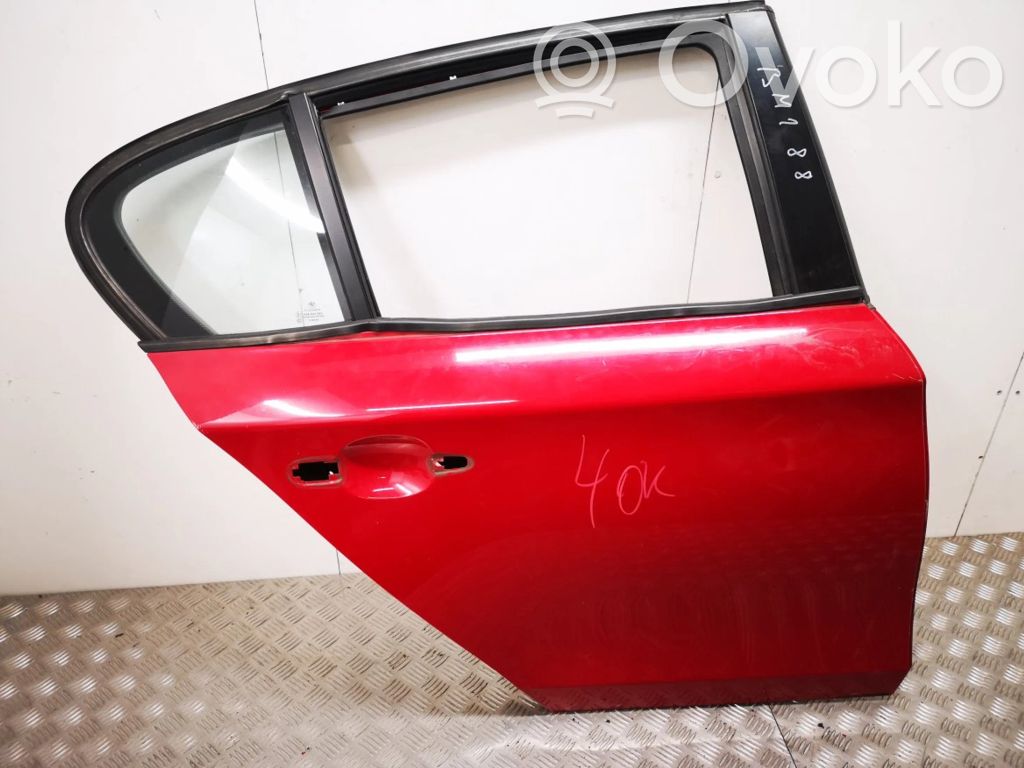 Porte arrière   693824707