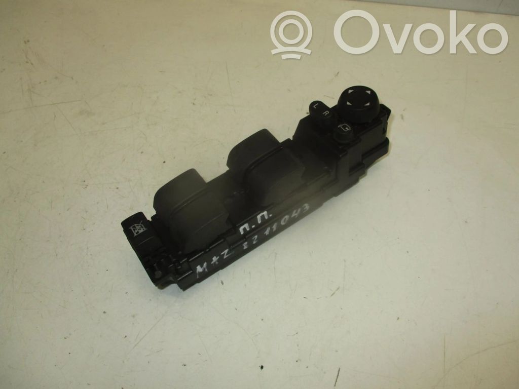 Mazda 6 Electric window control switch 