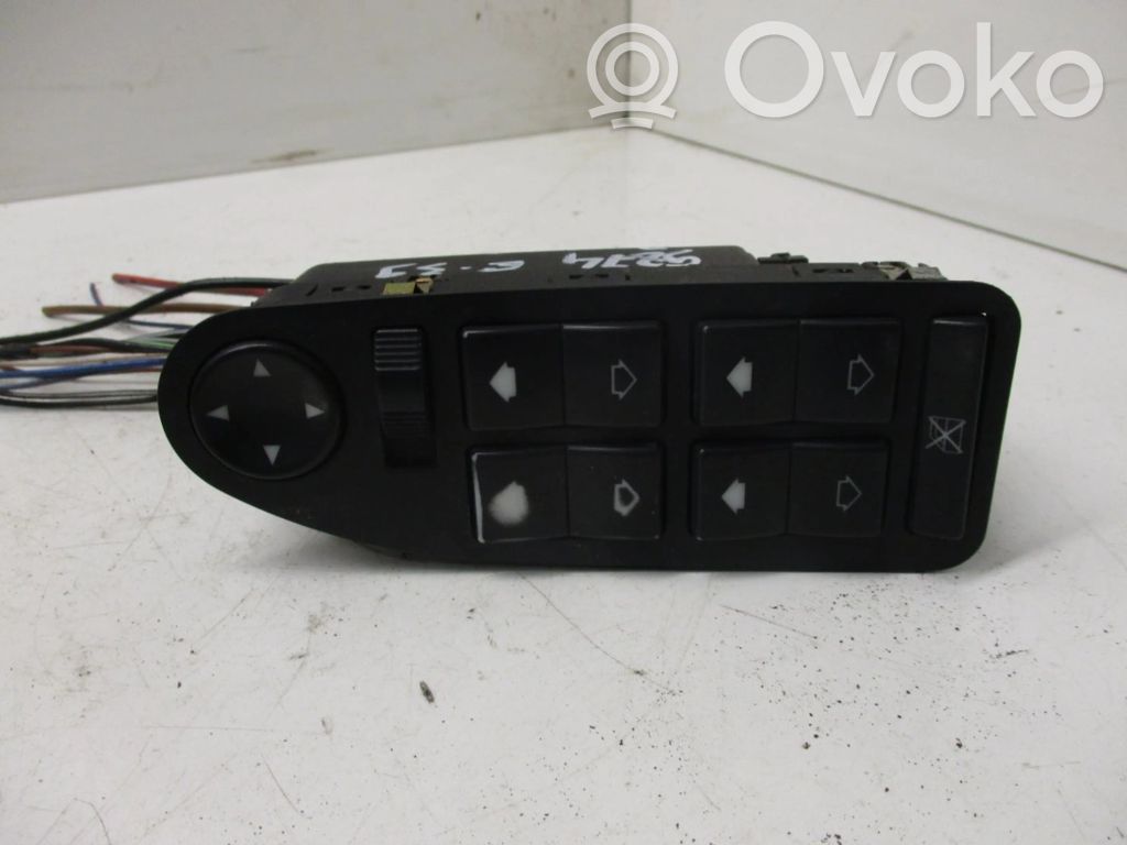 Electric window control switch   61318368979
