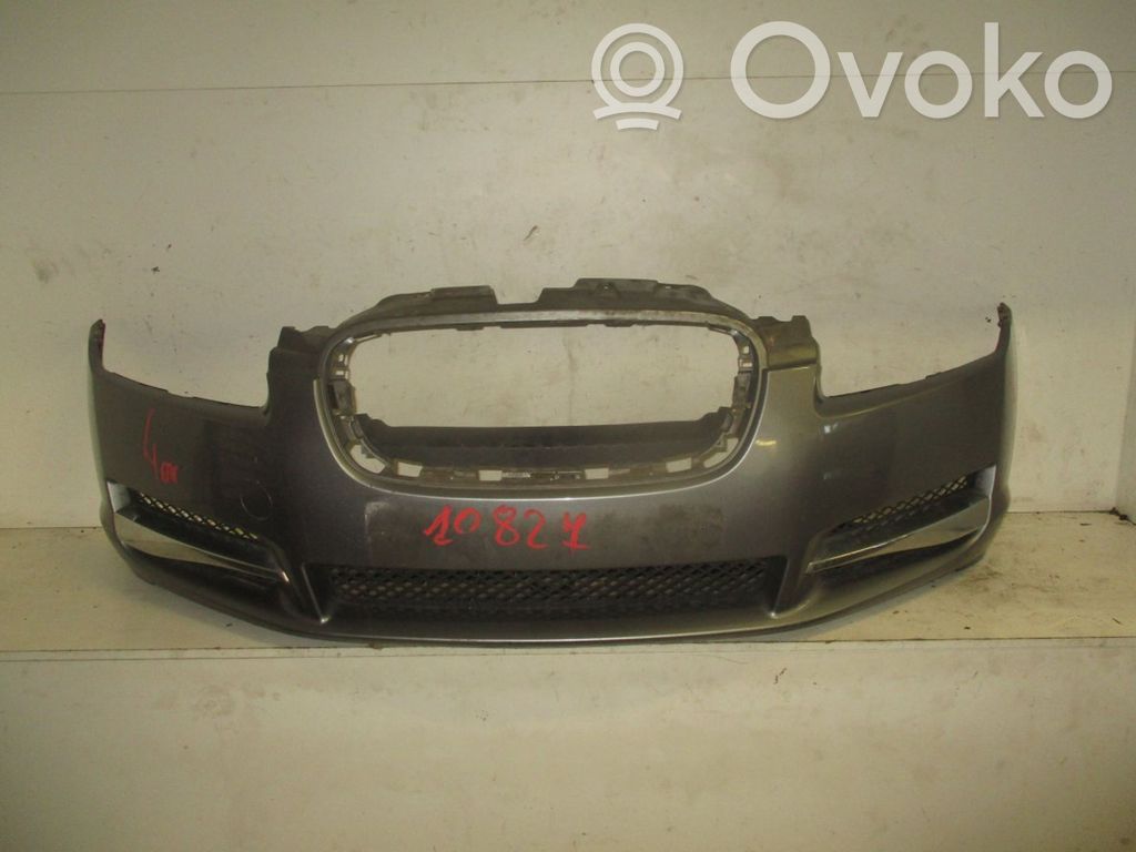 Jaguar XF Parachoques delantero 