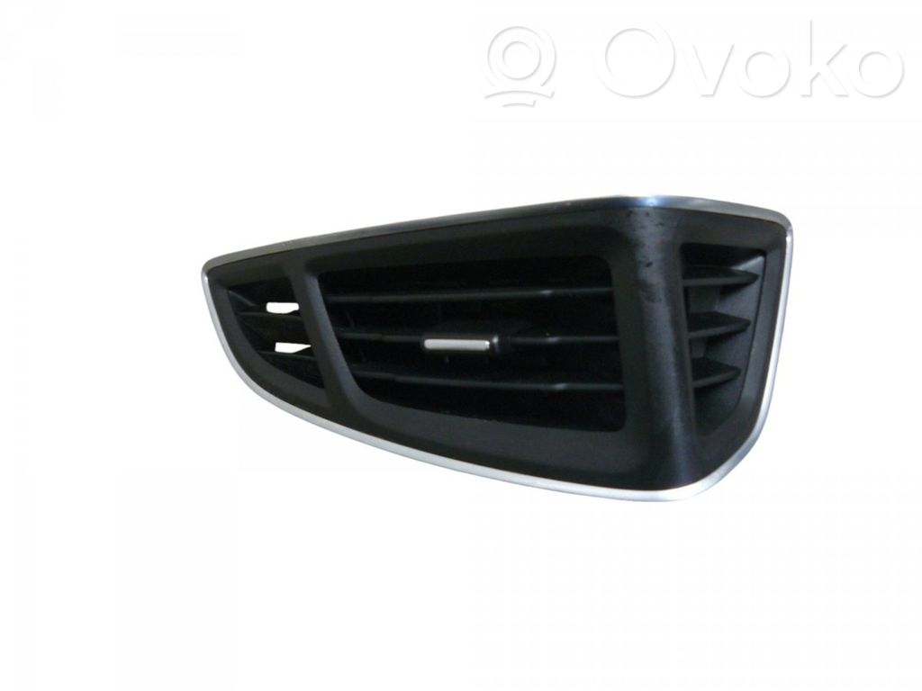 Ford Focus ST Moldura protectora de la rejilla de ventilación lateral del panel 