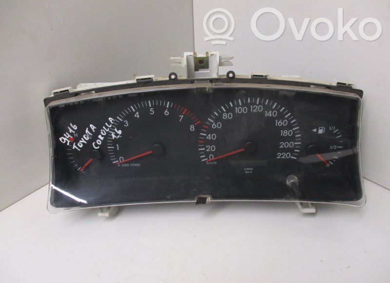 Toyota Corolla E120 E130 Speedometer (instrument cluster) 