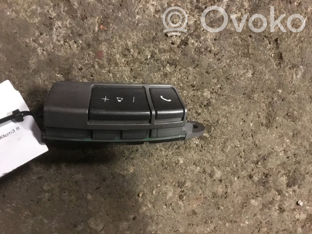 BMW 7 E65 E66 Boutons / interrupteurs volant 