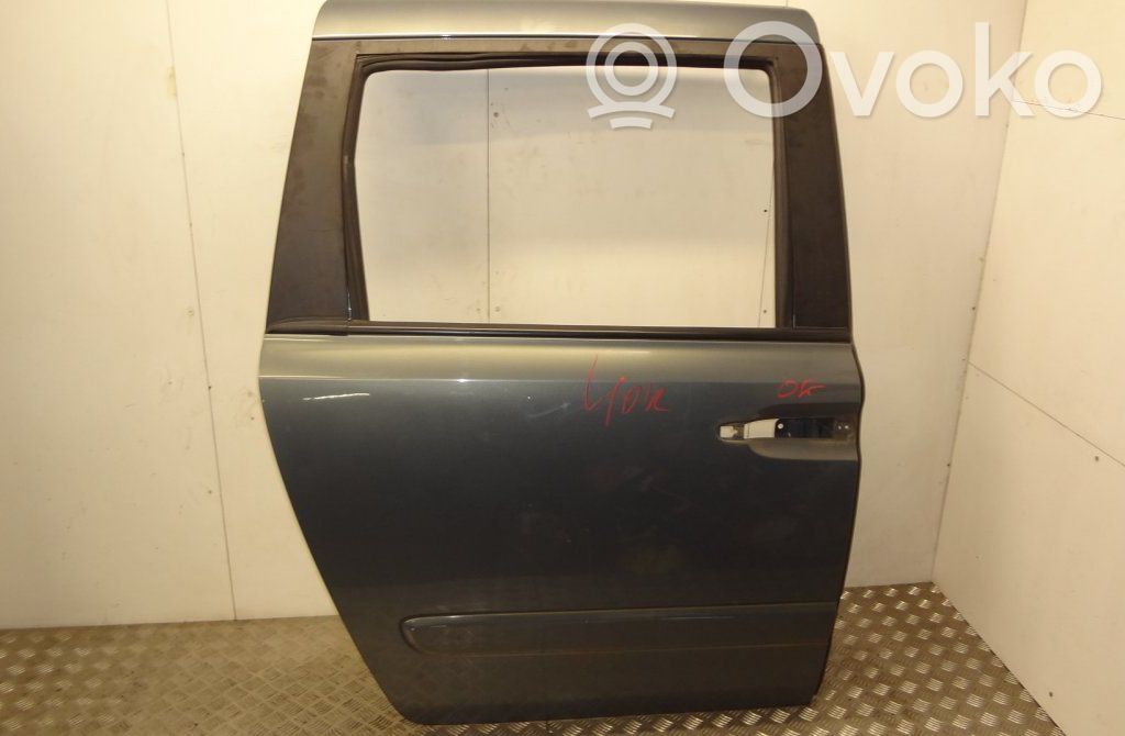 KIA Carnival Side sliding door 