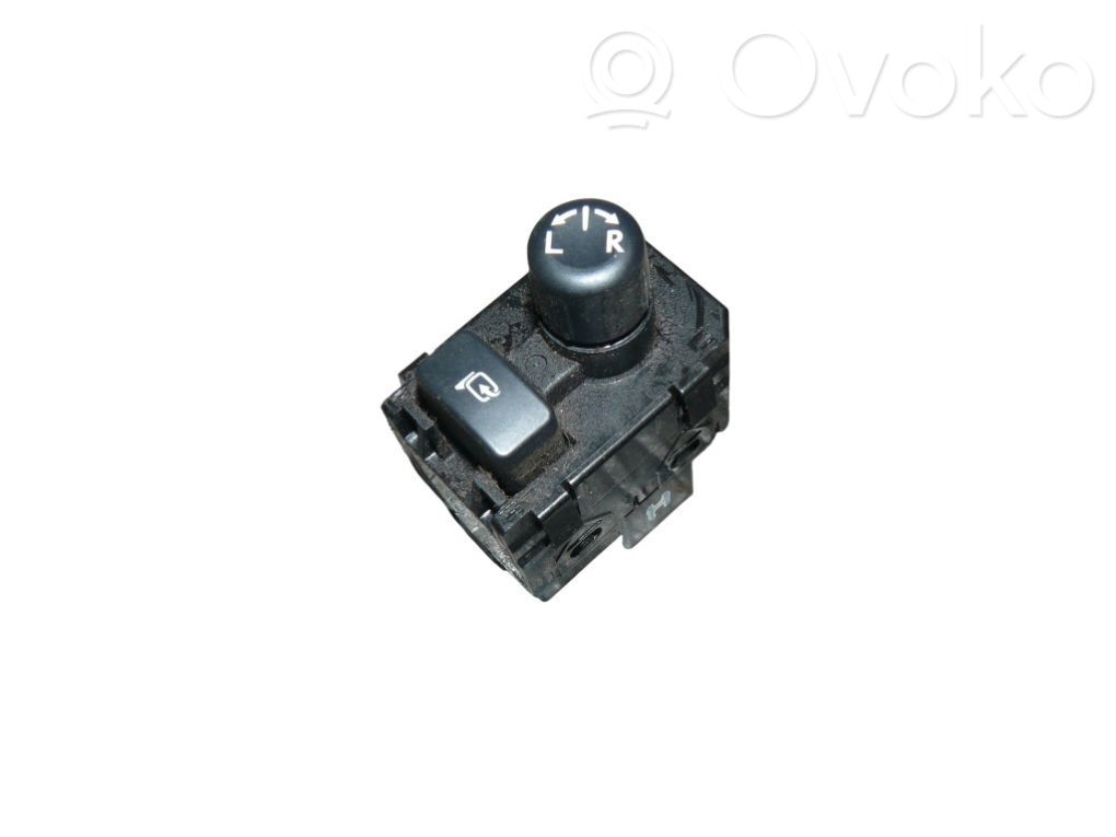 Subaru Forester SJ Wing mirror switch 