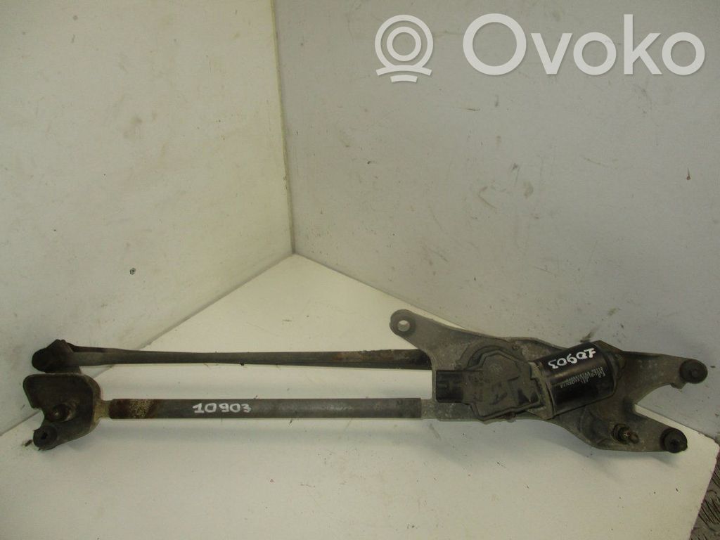 Chrysler Pacifica Front wiper linkage 