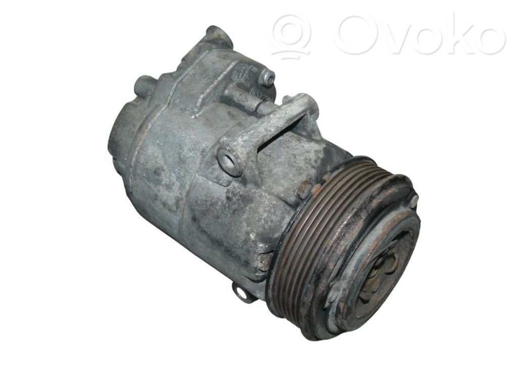 Opel Astra J Compresor (pompă) aer condiționat (A/C) 