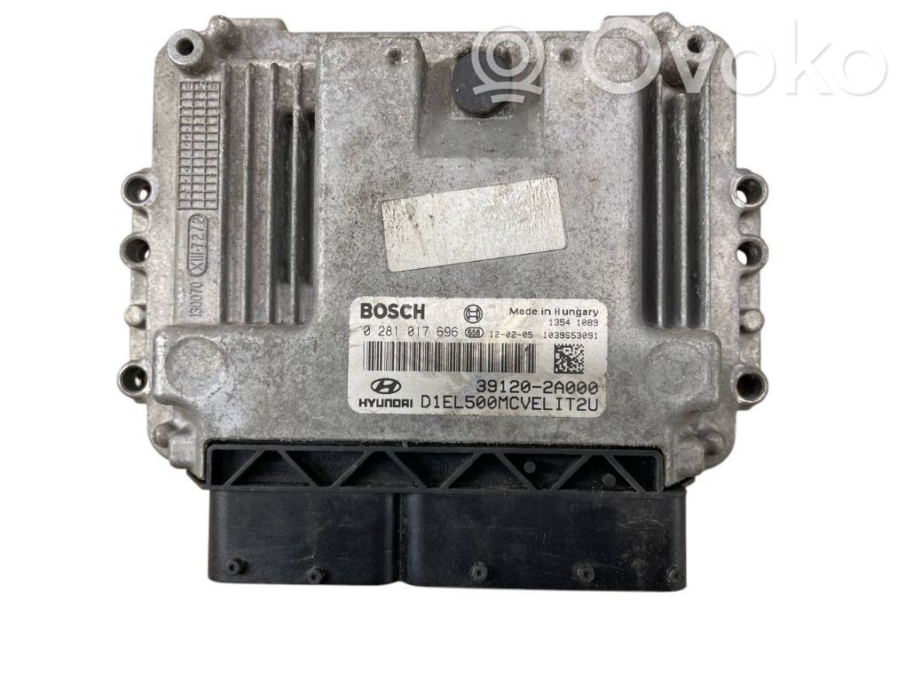 Hyundai ix35 Engine control unit/module 