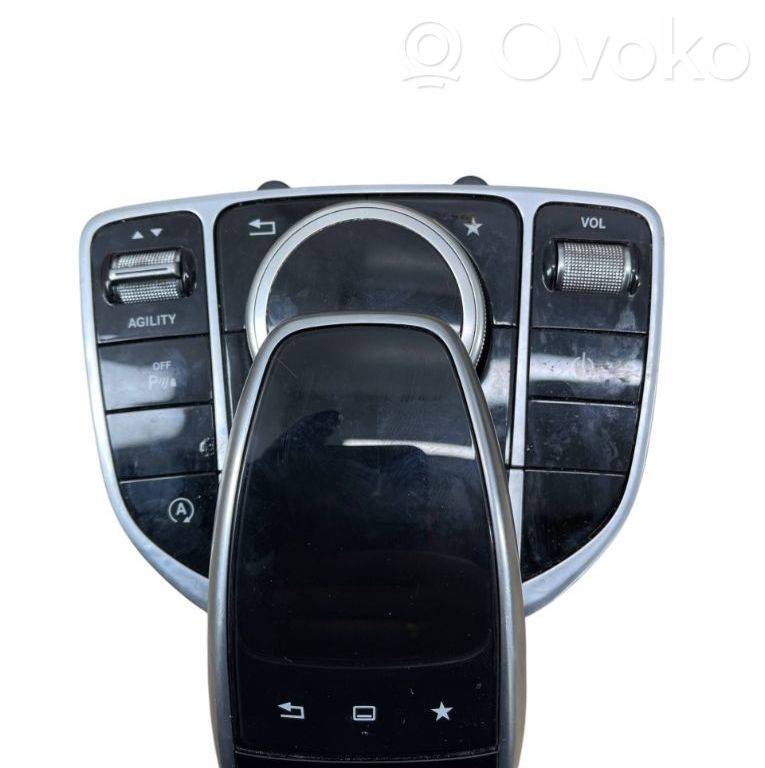 Mercedes-Benz C W205 Unidad central de control multimedia 