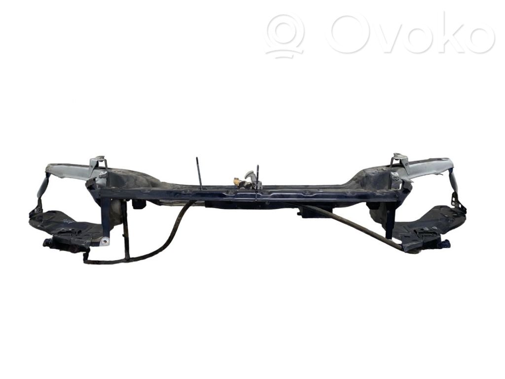 Volvo S40 Pas przedni 