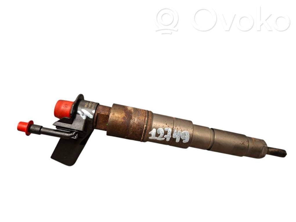 BMW X5 E70 Fuel injector 