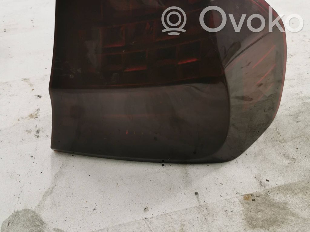 Rear/tail lights   21830409,E90LC1RC,7289426
