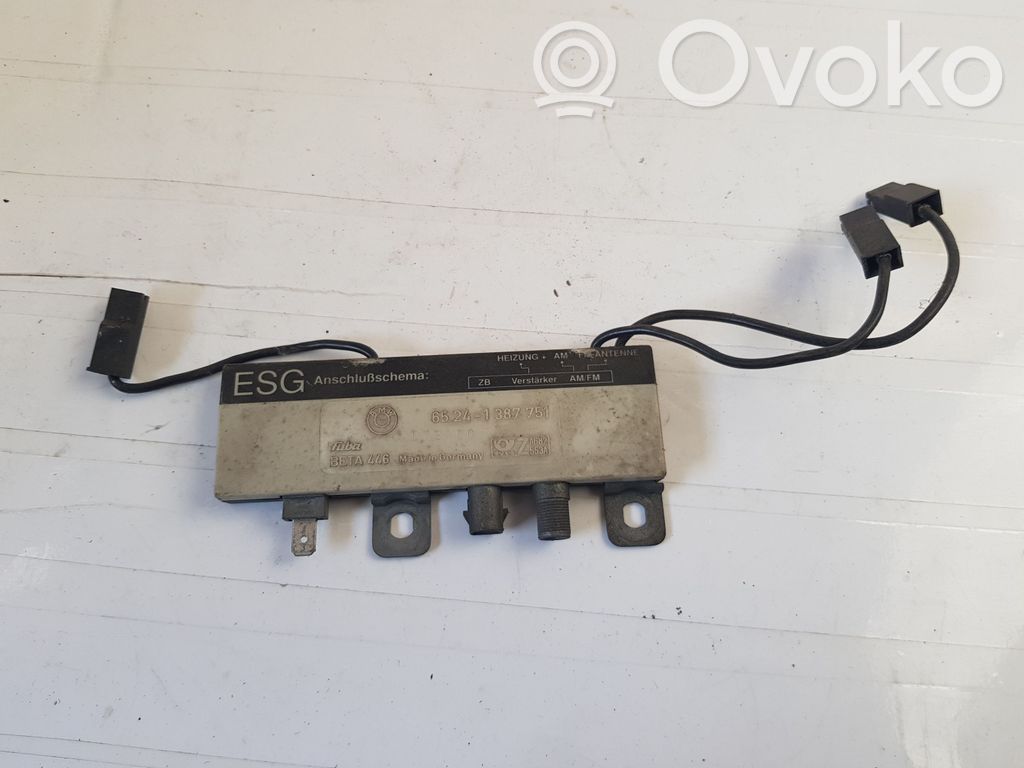 BMW 3 E36 Antenas vadības bloks 