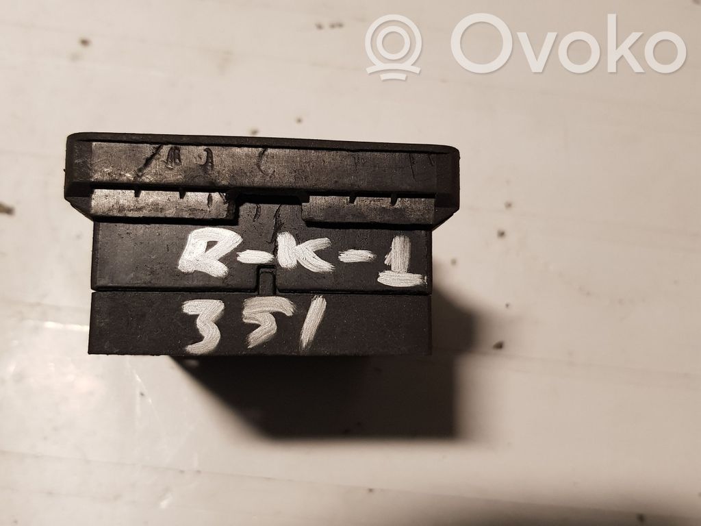 BMW 5 E34 Electric window control switch 