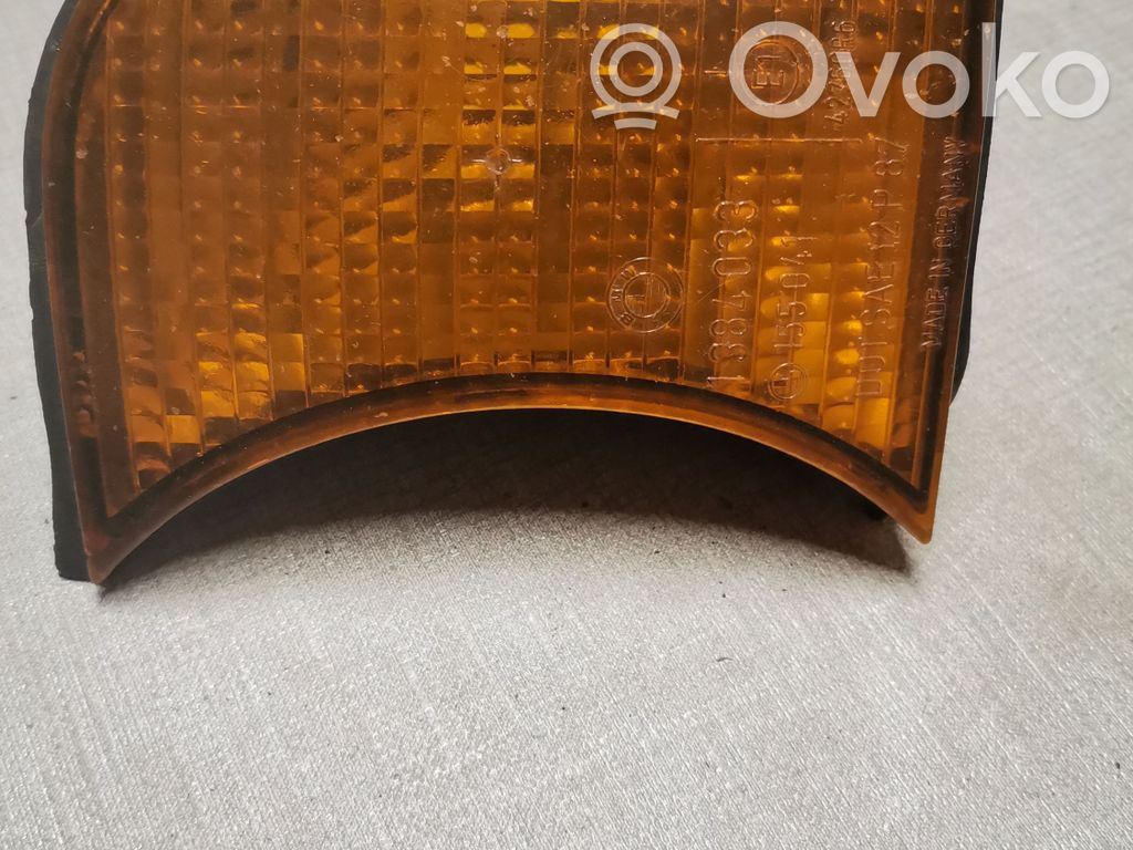 BMW 5 E34 Front indicator light 