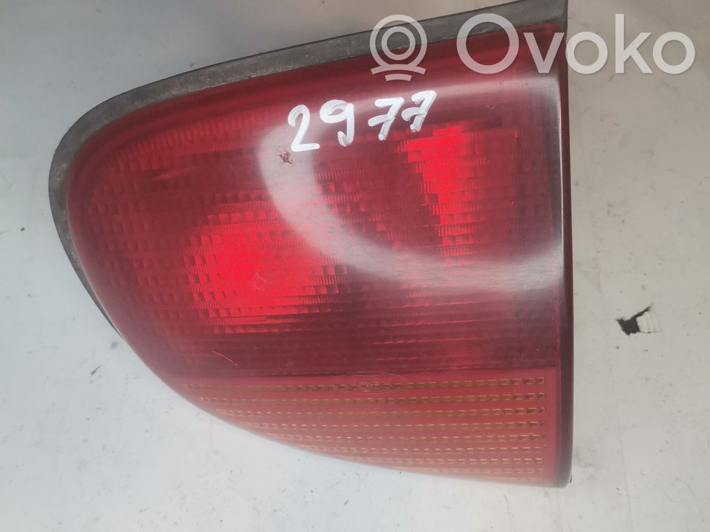 Ford Escort Aizmugurējais lukturis virsbūvē 