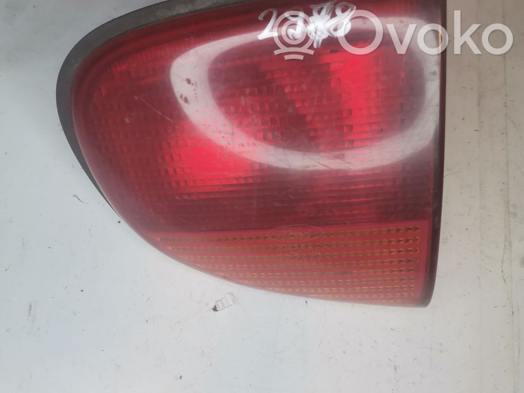Ford Escort Aizmugurējais lukturis virsbūvē 